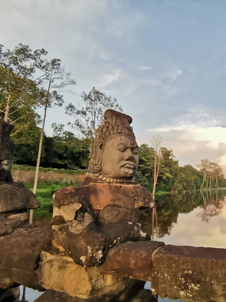 Kambodscha – Faszination durch bewegte Geschichte und Kulturerbe